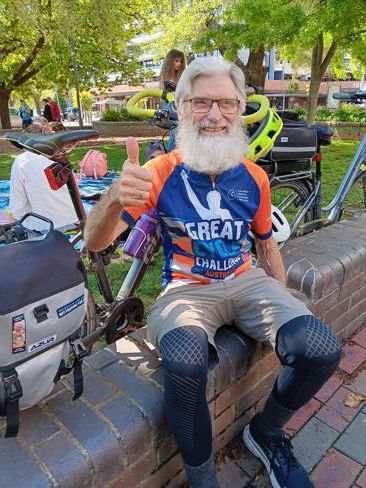 Day 16 - mid ride catch up at Green Square, Kingston