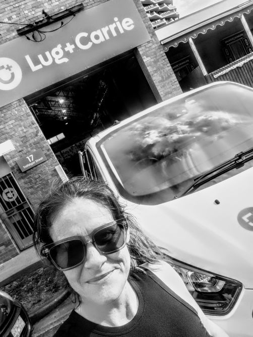 Lug+Carrie