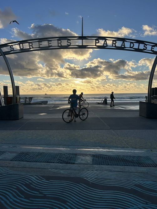 🚴‍♂️ DAY 1 WE’RE OFF!