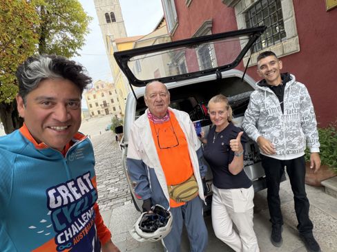 Oct 5 day 4 hotel Kastel team Zelinjo