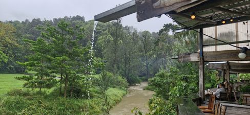 Currumbin Valley in the rain